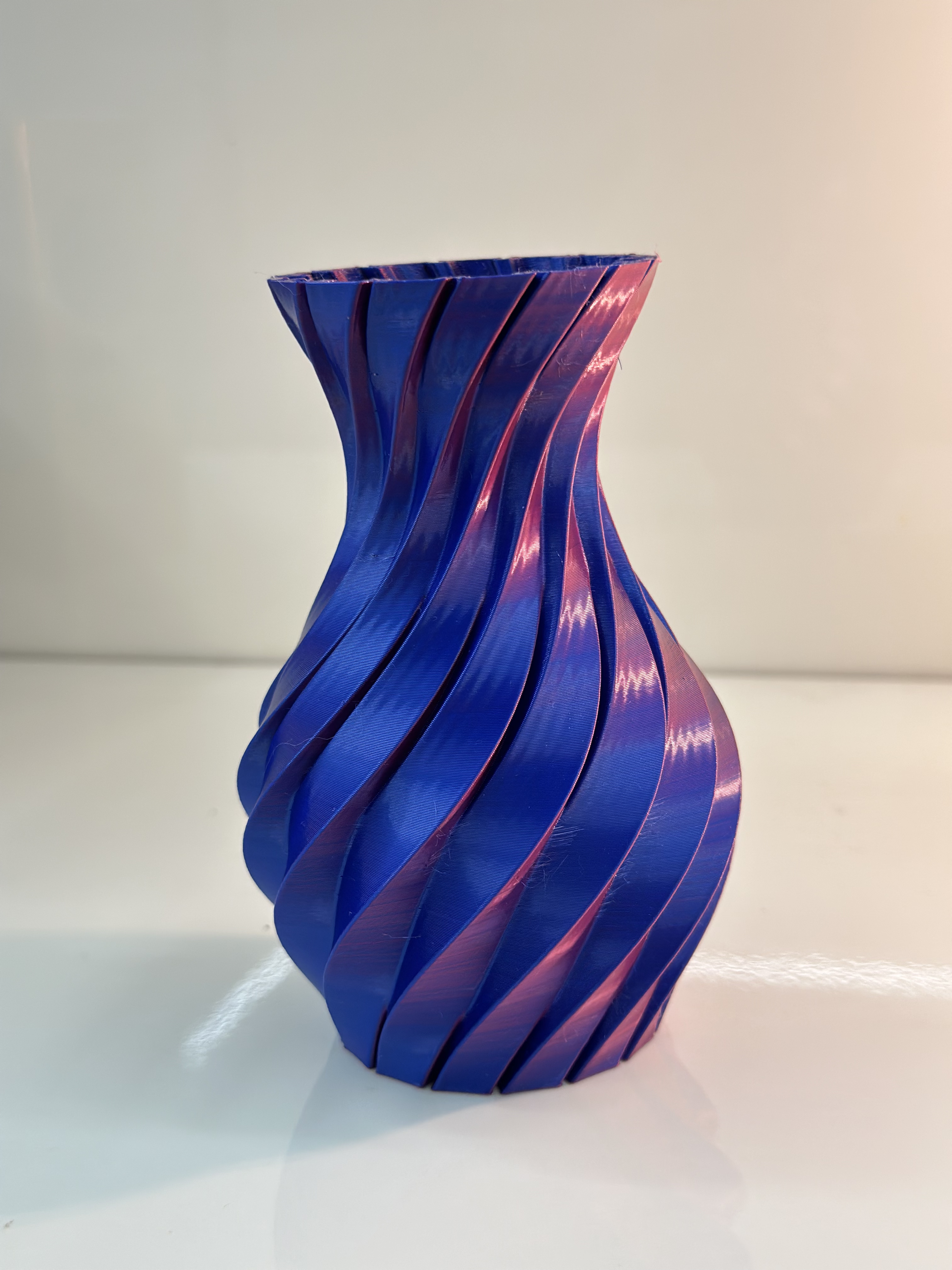 Silk Swirl Flower Vase – 3D Printed Shiny Decorative Vase for Dried & Artificial Flowers, Home & Office Decor — photo 2